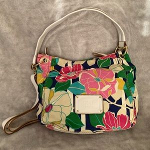 Gorgeous Relic Brand Vibrant Floral Purse